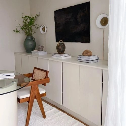 Photo of color Benjamin Moore AF-65 Fossil