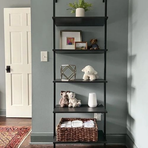 Photo of color Benjamin Moore 1587 Gibraltar Cliffs