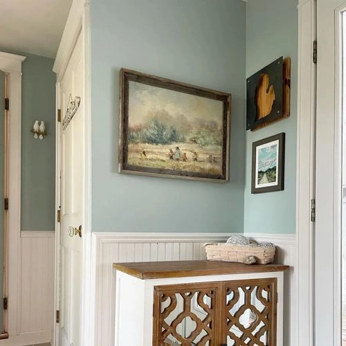 Photo of color Benjamin Moore 2123-40 Gossamer Blue