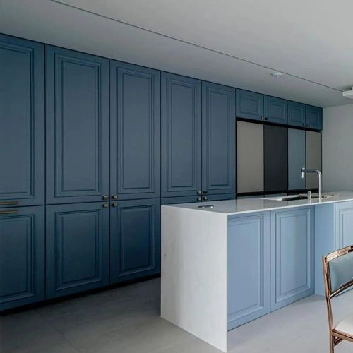Photo of color Benjamin Moore 830 Harlequin Blue