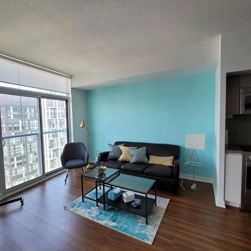 Photo of color Benjamin Moore 2048-60 Jamaican Aqua