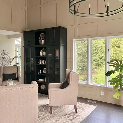 Photo of color Benjamin Moore CC-604 Turret