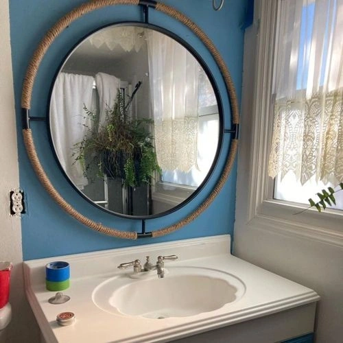 Photo of color Sherwin Williams SW 9062 Bluebird Feather