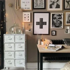 Photo of color Dulux 10YY 30/106 Brave Ground