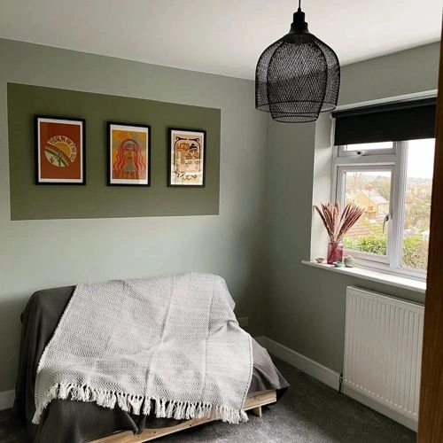 Photo of color Dulux 10GY 30/104 Green Glade Photo of color Dulux 10GY 30/104 Green Glade