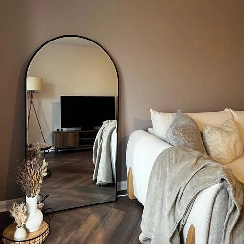 Photo of color Dulux 80YR 42/073 Soft Truffle