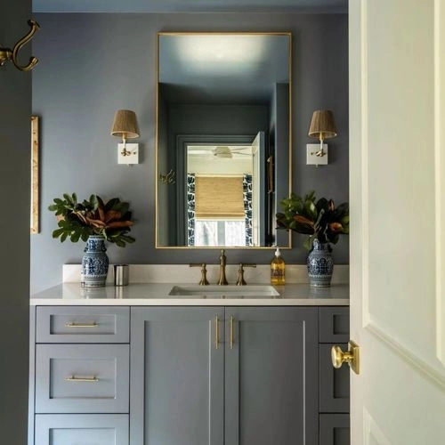 Photo of color Sherwin Williams SW 9161 Dustblu