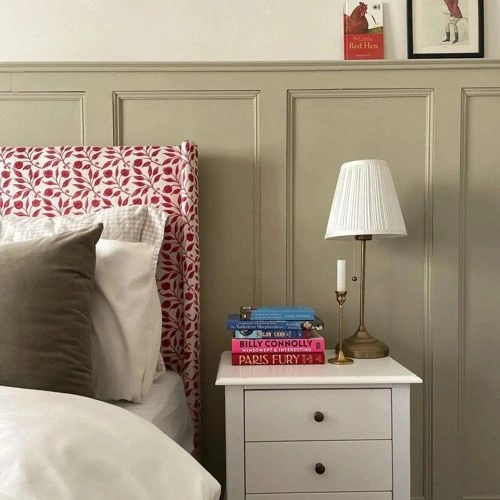 Photo of color Farrow and Ball 18 French Gray