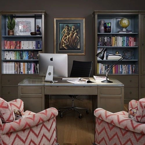 Photo of color Farrow and Ball 244 London Clay