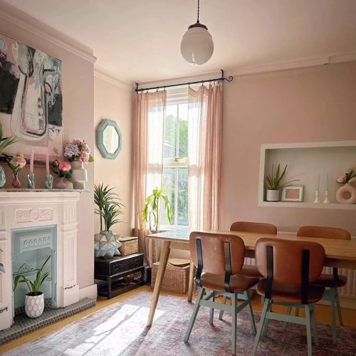 Photo of color Farrow and Ball 302 Tailor Tack