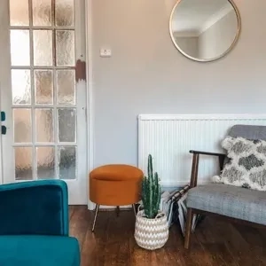 Photo of color Dulux 00NN 72/000 Goose White Photo of color Dulux 00NN 72/000 Goose White