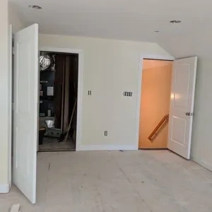 Photo of color Sherwin Williams SW 7106 Honied White