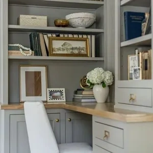 Photo of color Sherwin Williams SW 7045 Intellectual Gray