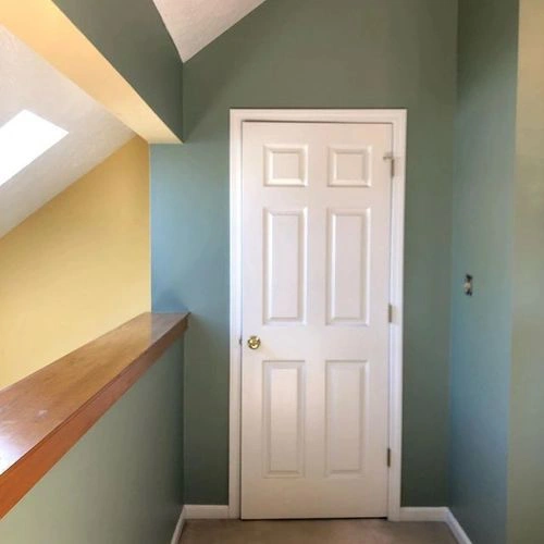 Photo of color Sherwin Williams SW 9129 Jade Dragon