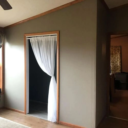 Photo of color Sherwin Williams SW 7504 Keystone Gray