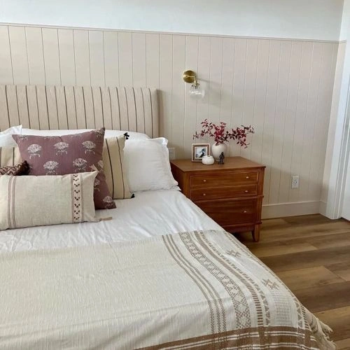 Photo of color Sherwin Williams SW 7572 Lotus Pod