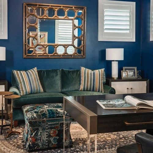 Photo of color Sherwin Williams SW 6510 Loyal Blue