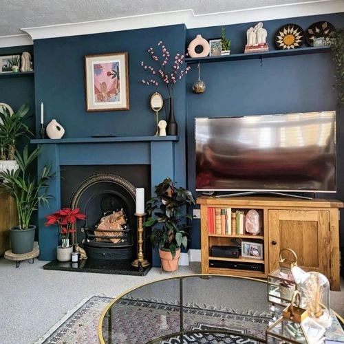 Photo of color Dulux 90BG 11/101 Midnight Teal Photo of color Dulux 90BG 11/101 Midnight Teal