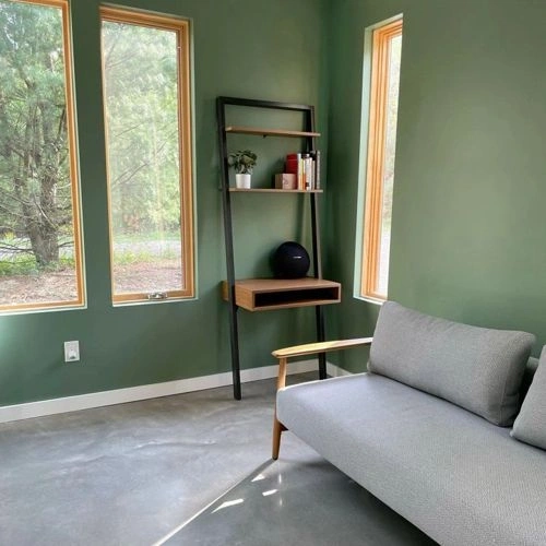 Photo of color Sherwin Williams SW 6193 Privilege Green