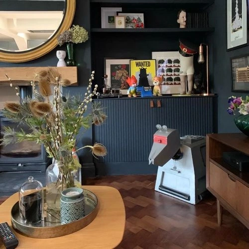 Farrow and Ball Railings / 31