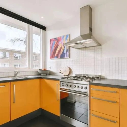 Photo of color NCS S 1060-Y30R 