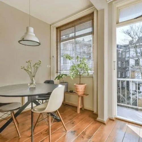 Photo of color NCS S 1505-Y40R 