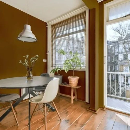 Photo of color NCS S 5040-Y10R 