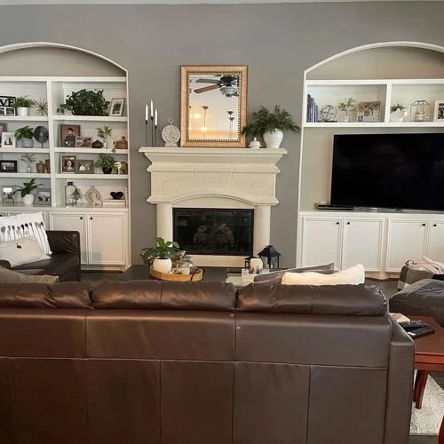 Photo of color Sherwin Williams SW 7018 Dovetail