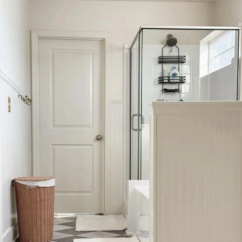Photo of color Sherwin Williams SW 7042 Shoji White