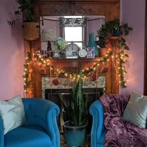 Photo of color Sherwin Williams SW 6283 Thistle