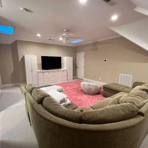 Photo of color Sherwin Williams SW 7532 Urban Putty