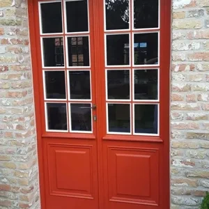 Photo of color RAL Classic RAL 3016  Coral red