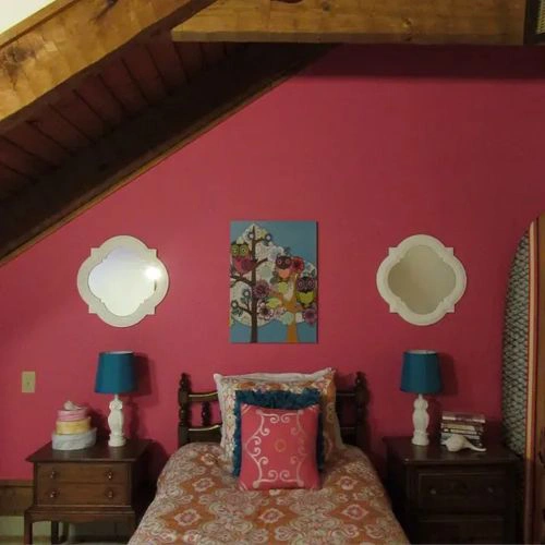 Photo of color Sherwin Williams SW 6851 Hibiscus