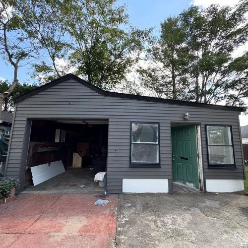 Photo of color Sherwin Williams SW 9570 Ironclad Photo of color Sherwin Williams SW 9570 Ironclad