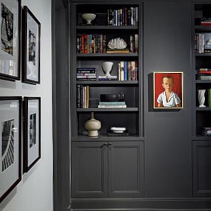 Photo of color Benjamin Moore HC-166 Kendall Charcoal