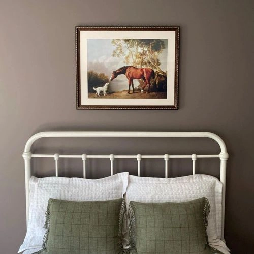 Photo of color Sherwin Williams SW 6040 Nutshell Photo of color Sherwin Williams SW 6040 Nutshell