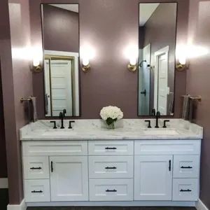 Photo of color Sherwin Williams SW 6019 Poetry Plum