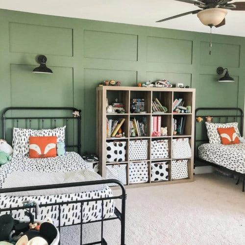 Photo of color Sherwin Williams SW 6194 Basil