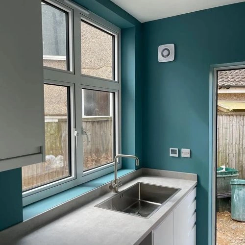 Photo of color Dulux 10BG 21/141 Teal Voyage