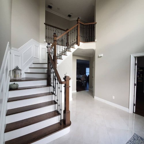 Photo of color Sherwin Williams SW 7043 Wordly Gray