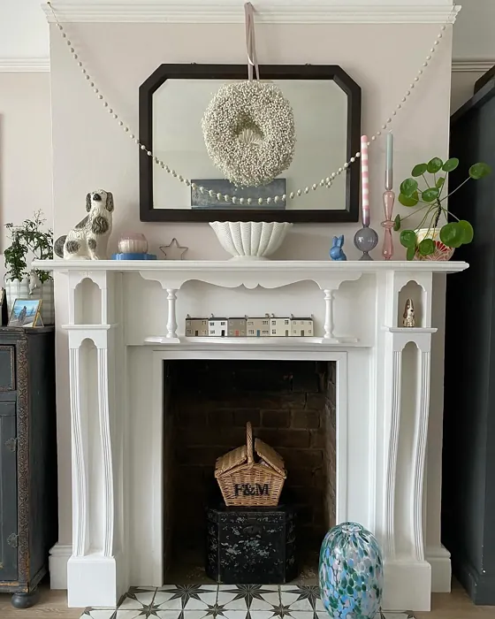 Almost Oyster living room color