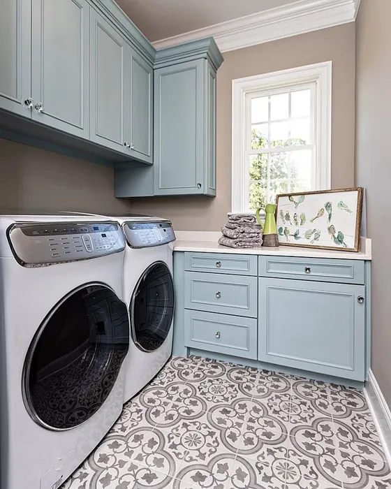 Sw Amazing Gray Laundry Room