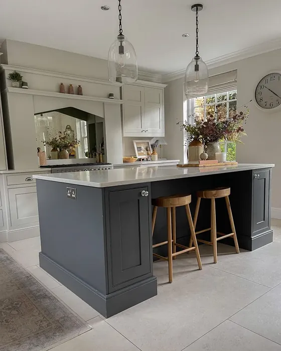 Farrow and Ball Ammonite kitchen cabinets picture