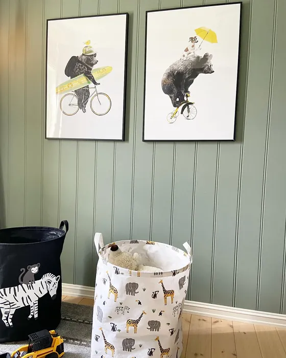 Jotun Antique Green kids' room review