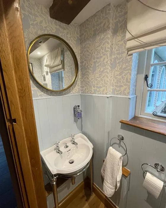 Dulux Atmosphere bathroom wall panelling picture