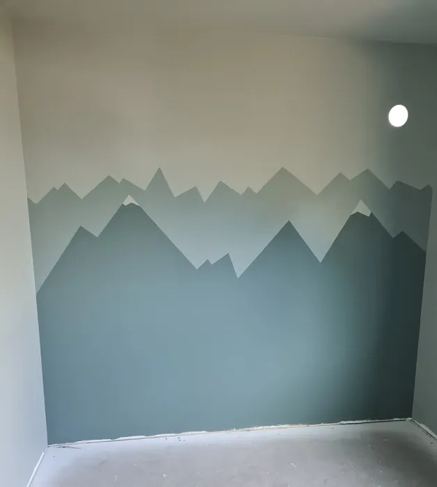 Jotun Balance kids' room mountain paint