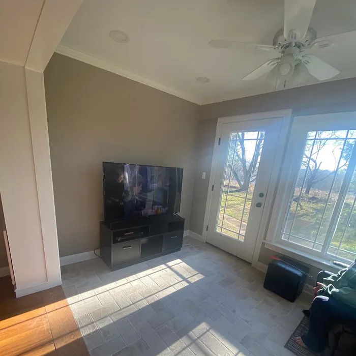 Sw Balanced Beige Dining Room