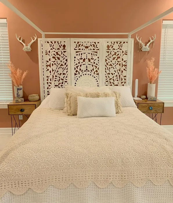 Behr Auburn Glaze bedroom interior Behr Auburn Glaze bedroom interior