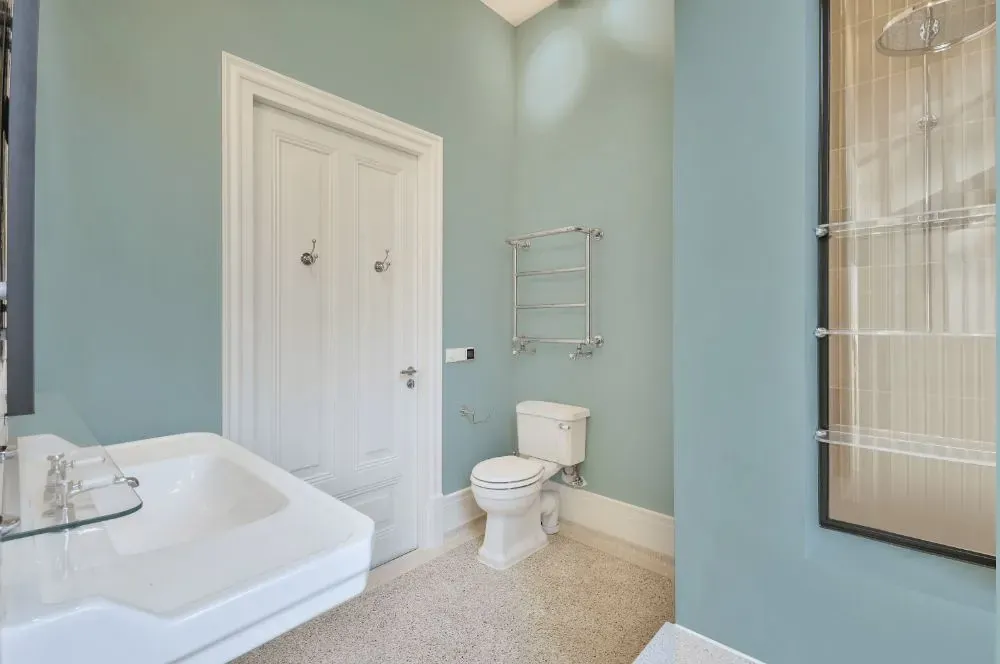 Behr Dayflower bathroom