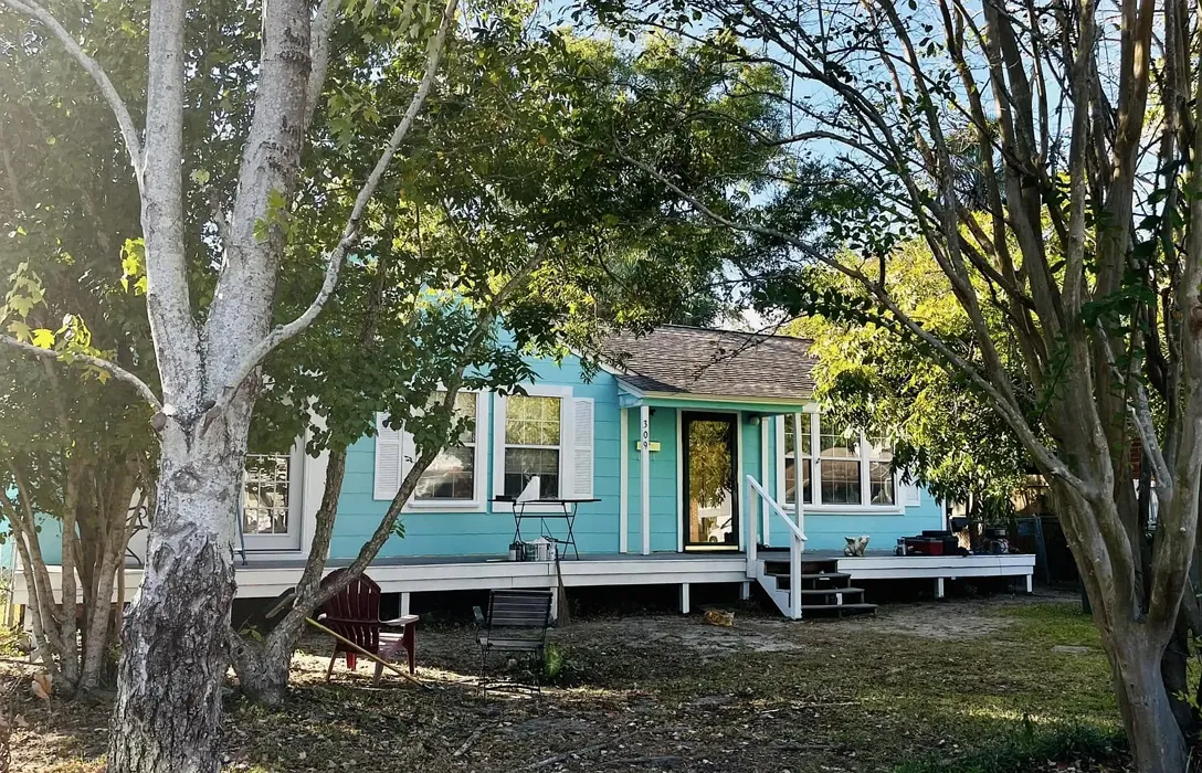 Behr Hidden Sea Glass exterior color